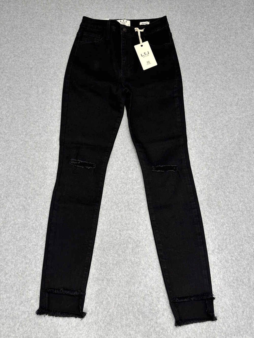 NWT Letter to Juliet Black High-Rise Skinny Jeans with Frayed Hem